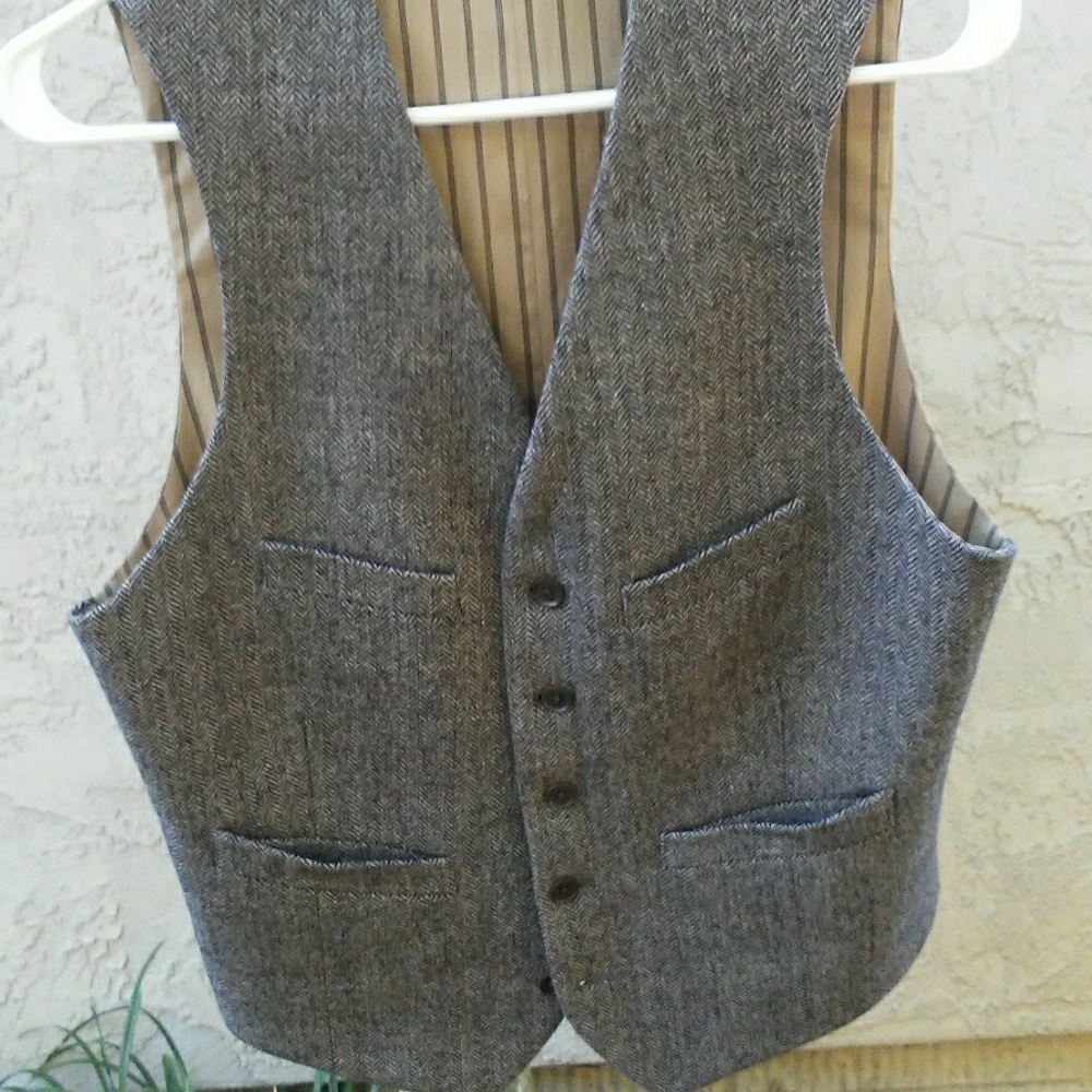 Banana Republic wool herringbone vest